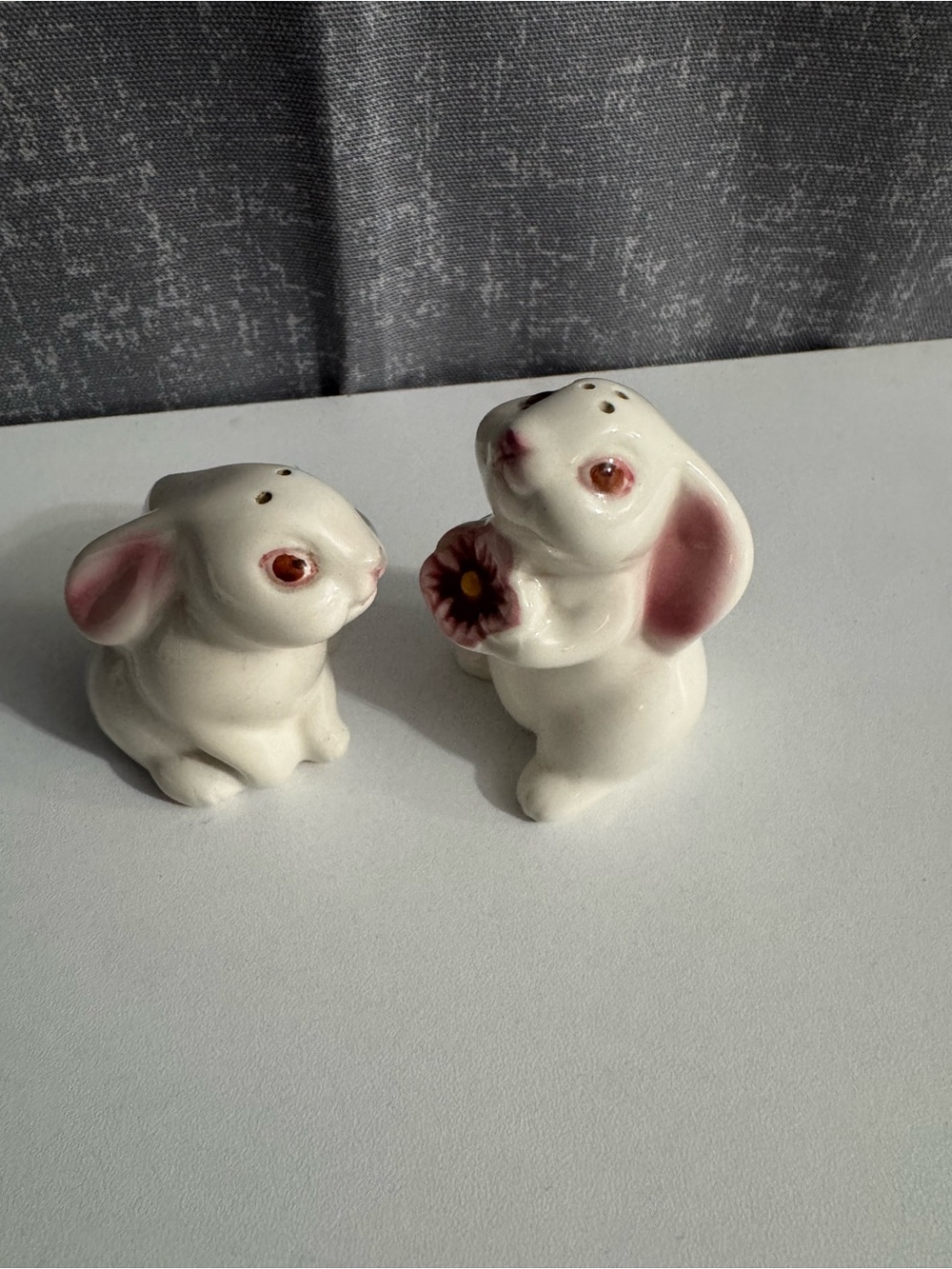 Vintage Avon Ceramic Bunny salt and pepper set with Pink Accents